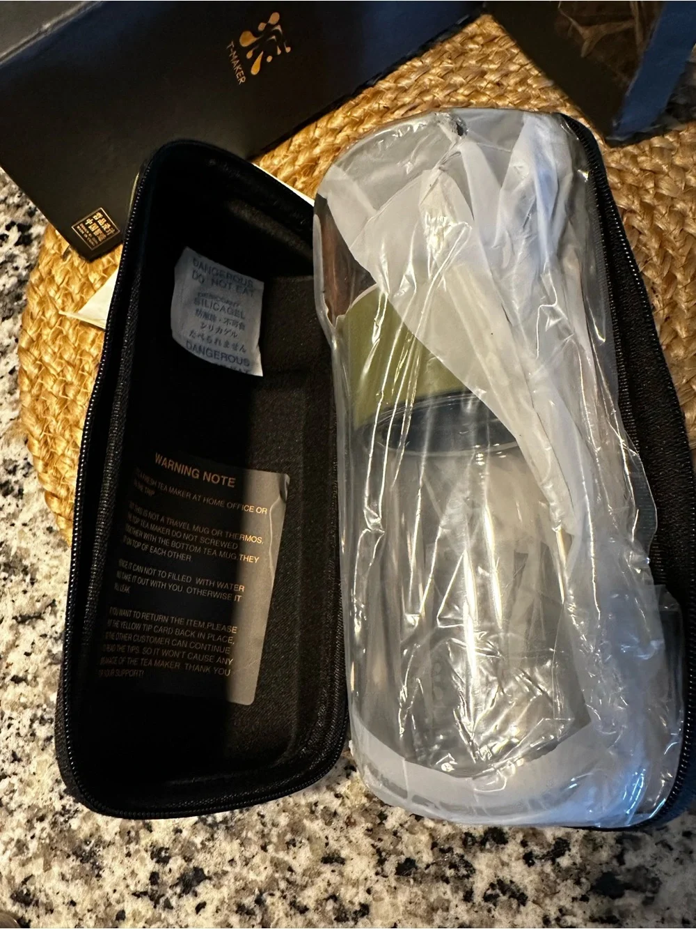 Olive Green Portable Tea Infuser Travel Mug with Carry Case